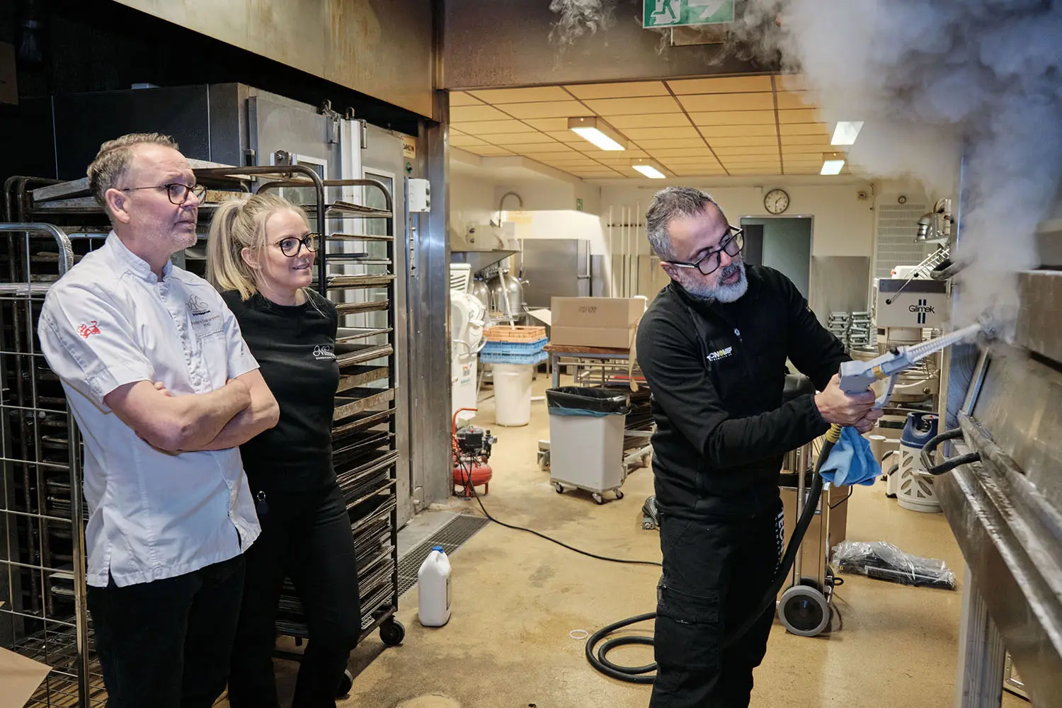 Tecnovap ångtvätt i bruk på Nilssons Konditori och Bageri i Oskarshamn